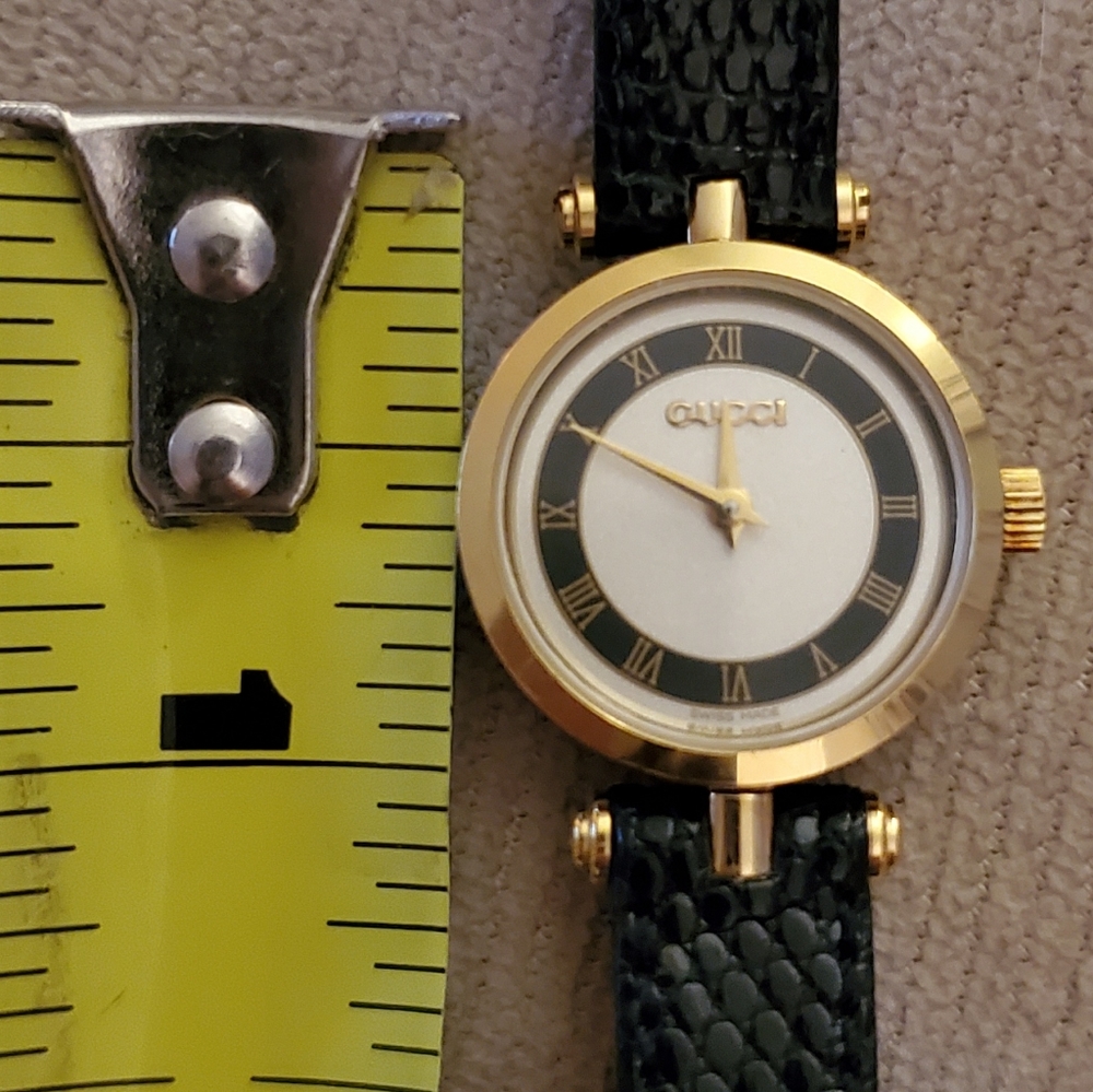 Gucci Watch (Authentic) - Picture 15 of 15